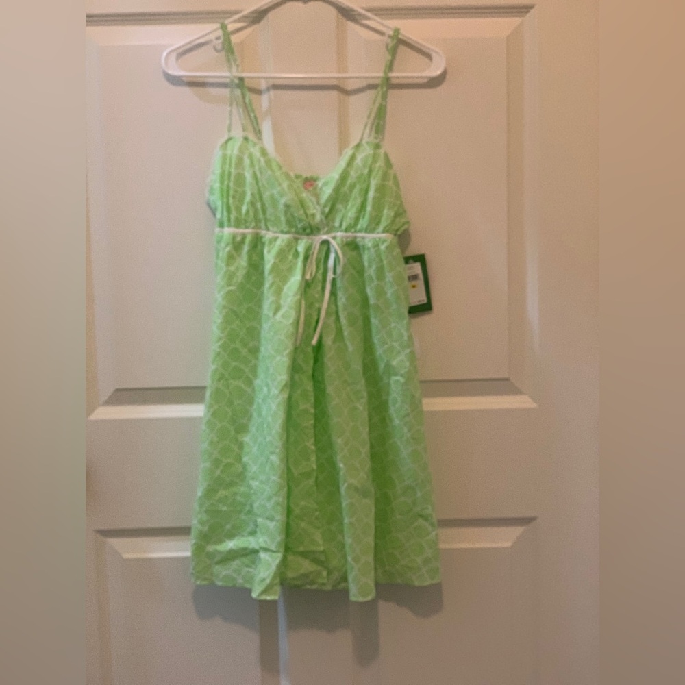 Green Sleeveless Dress